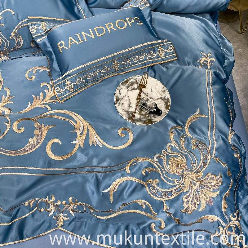  Cotton Embroidery Bedding Set